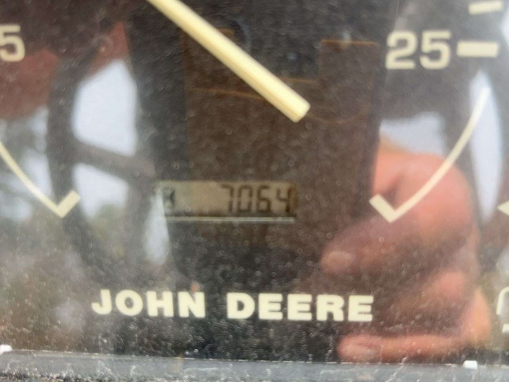 john-deere-6410-image-10