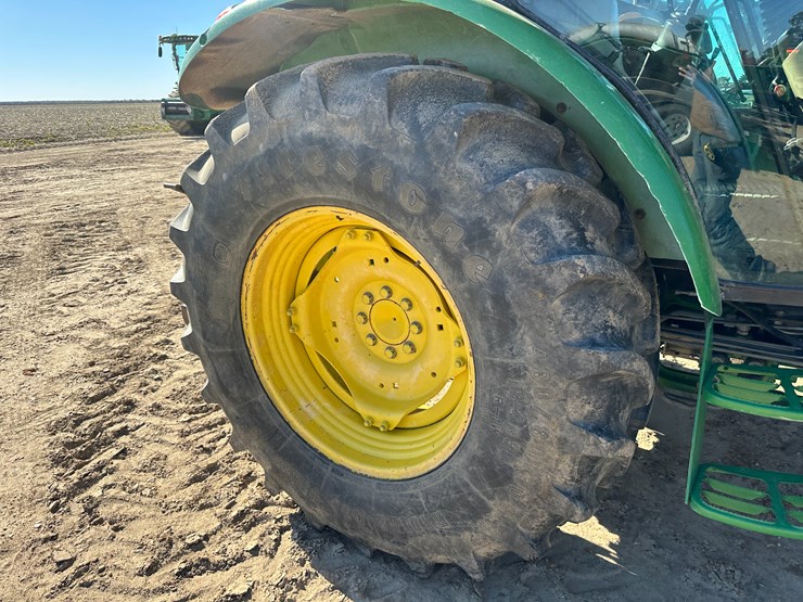 2011-john-deere-5095m-image-10