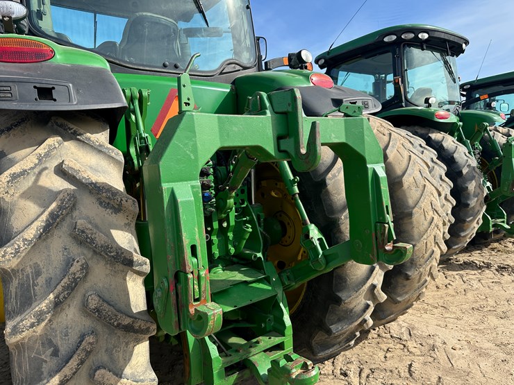 2012-john-deere-8360r-image-24