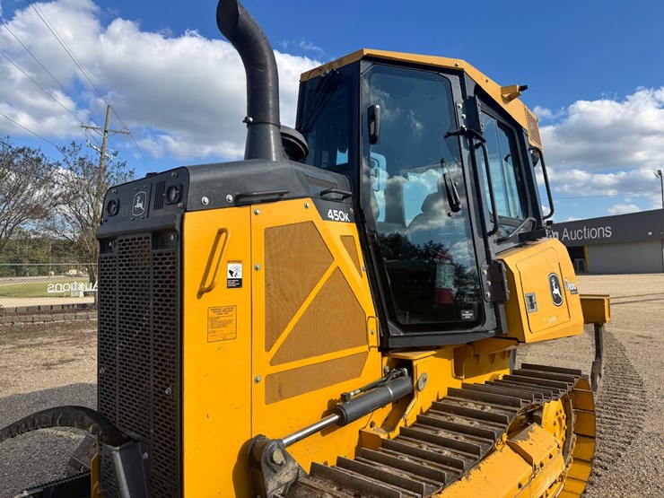 2020-deere-450k-image-24