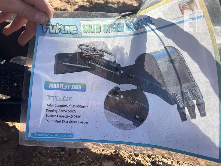 future-59in-hydraulic-skid-steer-backhoe-image-4