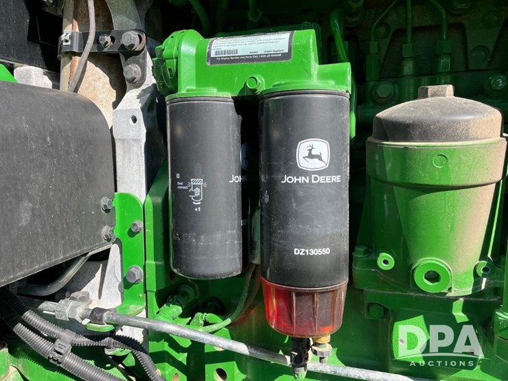 2021-john-deere-r4044-image-31