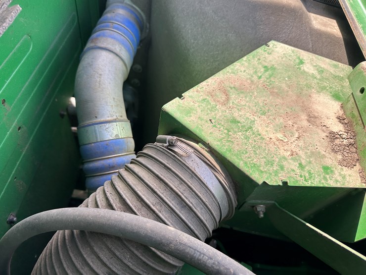 john-deere-s690-image-90