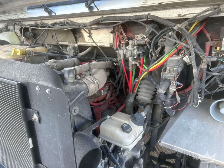 2017-freightliner-mt55-image-11