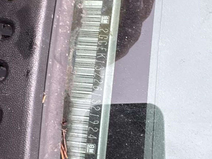 2006-chevrolet-k2500-image-27