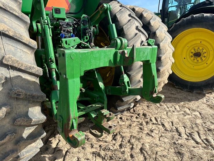 2010-john-deere-8360r-image-21