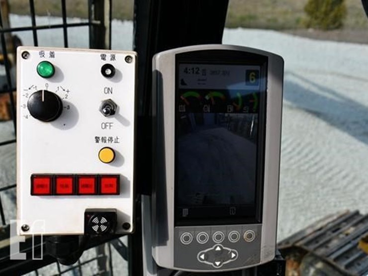 2020-caterpillar-325flcr-image-22