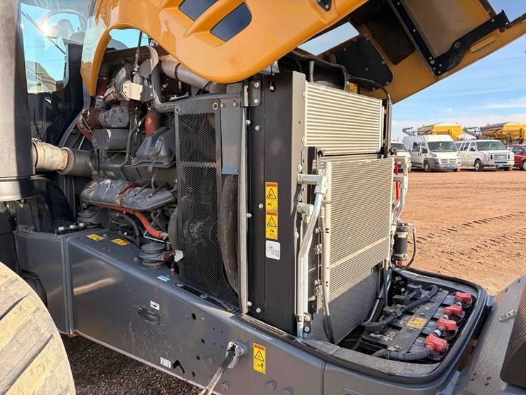 2020-agco-mt875e-large-frame-row-crop-track-tractor-image-19