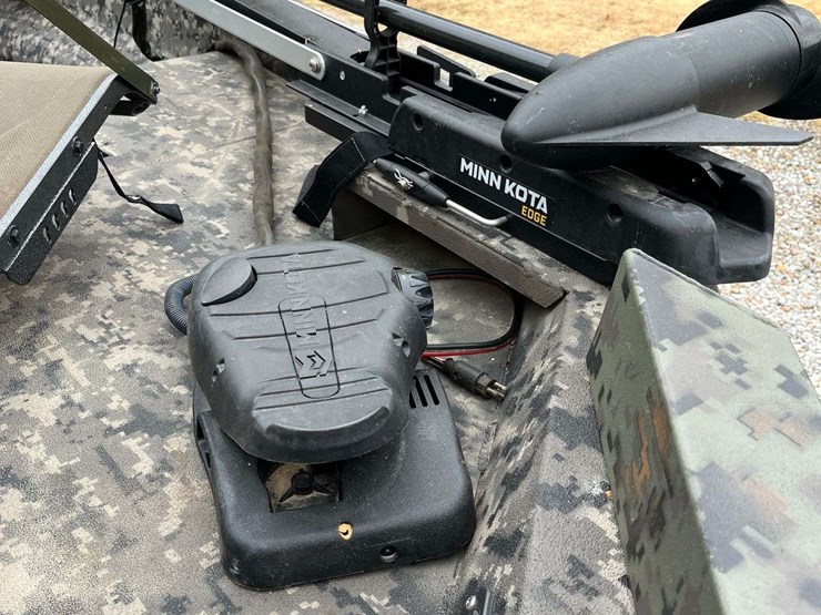 2022-havoc-river-rat-1756-step-transon-boat-image-20