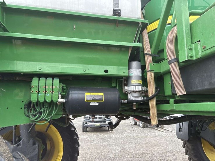 john-deere-4830-image-21