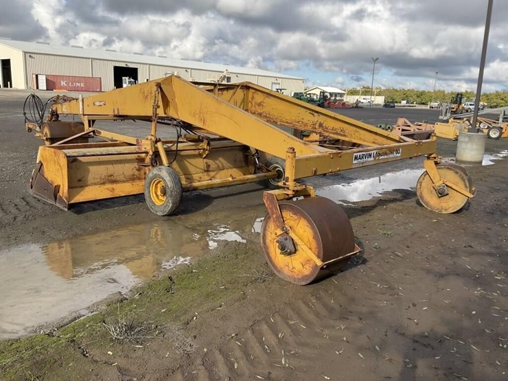 marvin-16'x30'-triplane-image-4