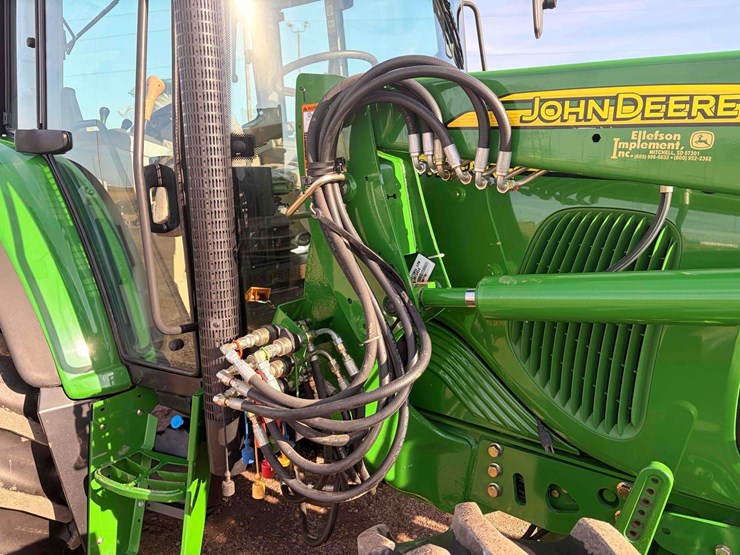 2005-john-deere-6420-image-16