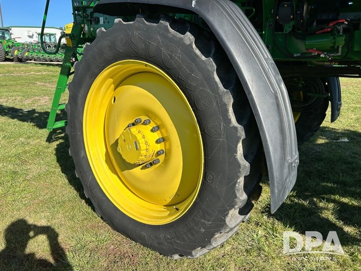 2022-john-deere-410r-image-19