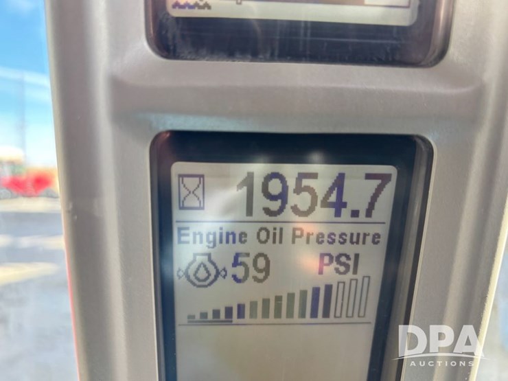 2018-case-ih-340-image-37