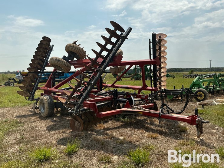 2018-case-ih-345-image-3