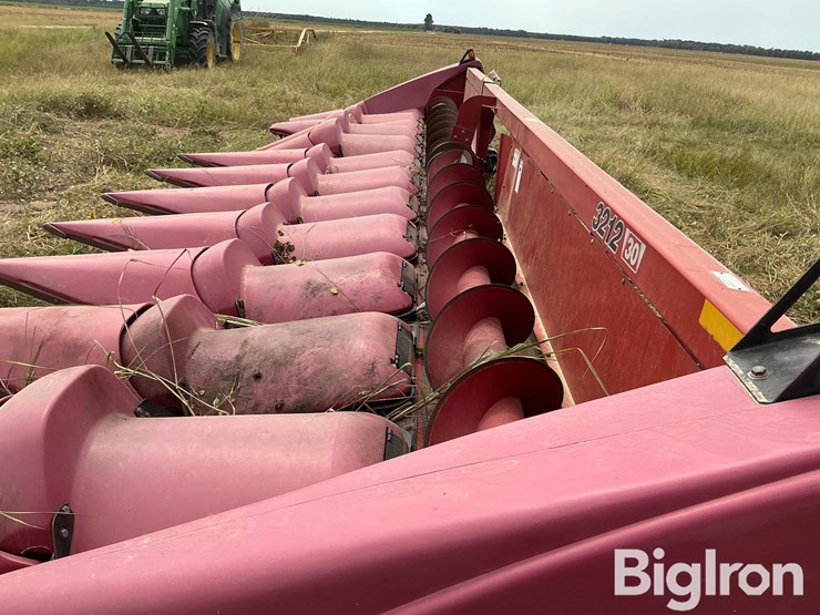 2010-case-ih-3212-image-19