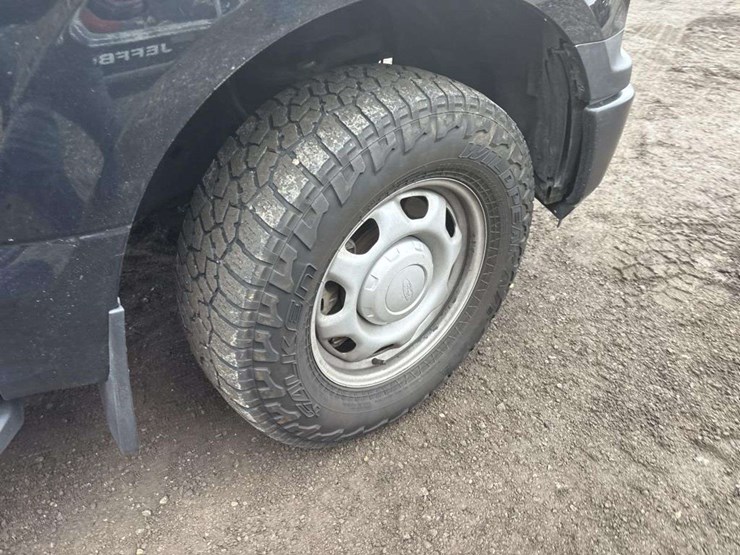 2018-ford-f150-xl-image-11