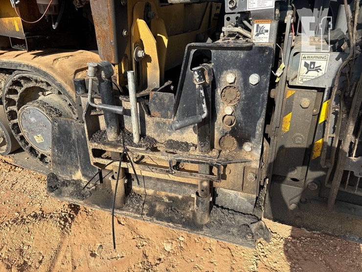 2018-volvo-p7110b-image-12