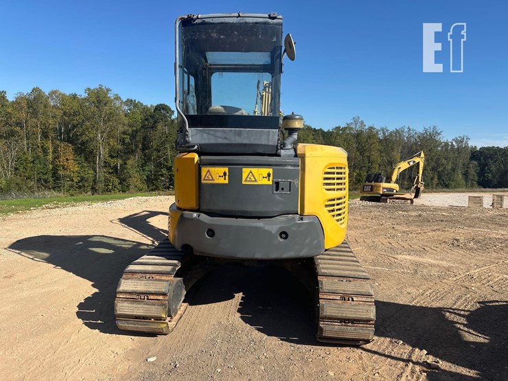 2016-komatsu-pc55mr-5-image-4