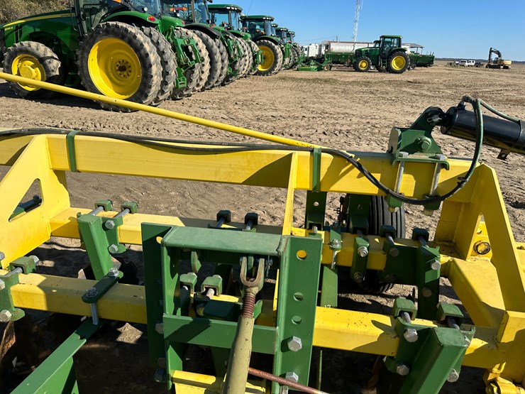 #33730-•-roll-a-cone-16-row-30"-hipper-image-55