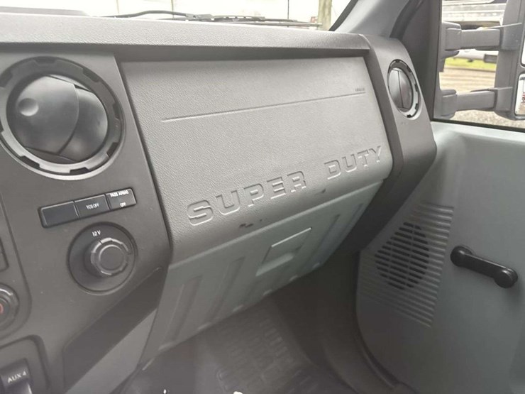 2012-ford-f450-image-28