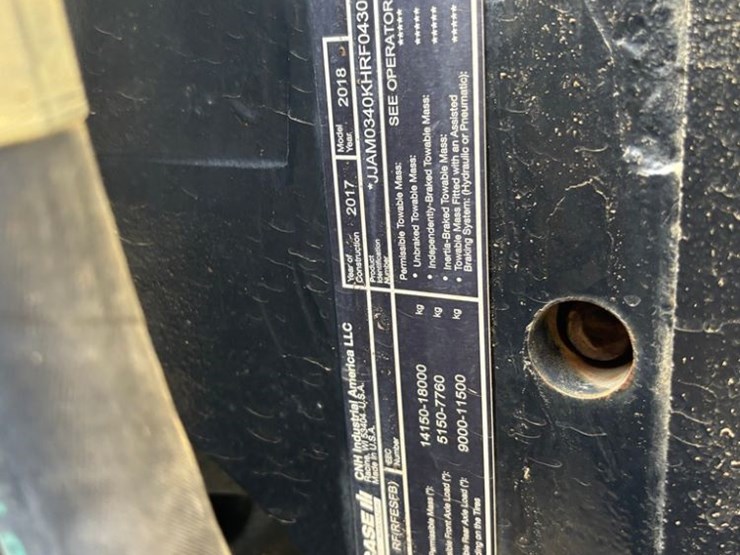2018-case-ih-340-image-39
