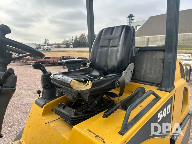 2013-gehl-540-image-24