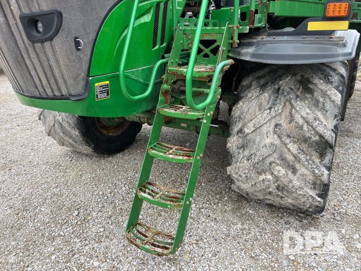 2017-john-deere-f4365-image-12