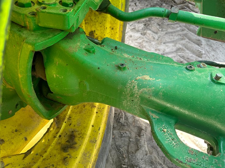 2010-john-deere-8285r-image-16