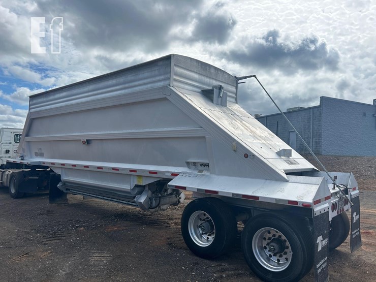 2013-travis-39-ft-image-4