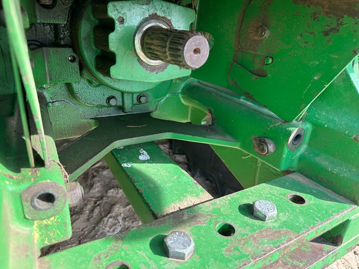 2006-john-deere-8430-image-22