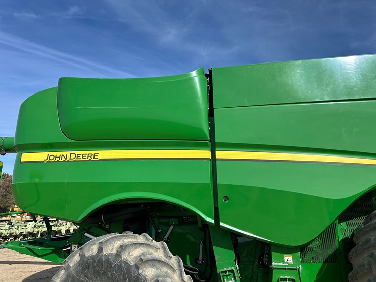 john-deere-s690-image-36