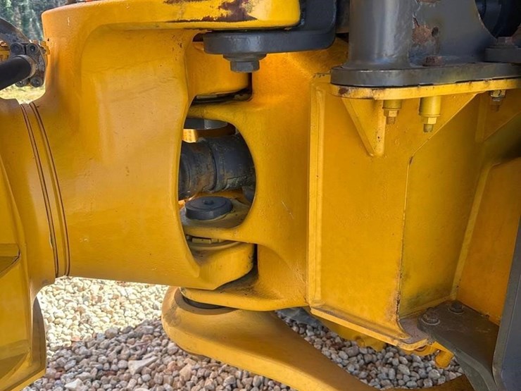 2016-volvo-a30g-image-12