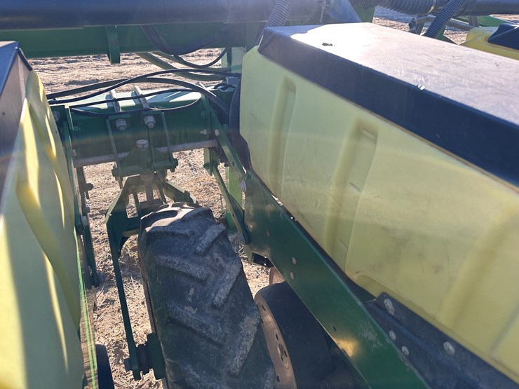 john-deere-1720-image-36