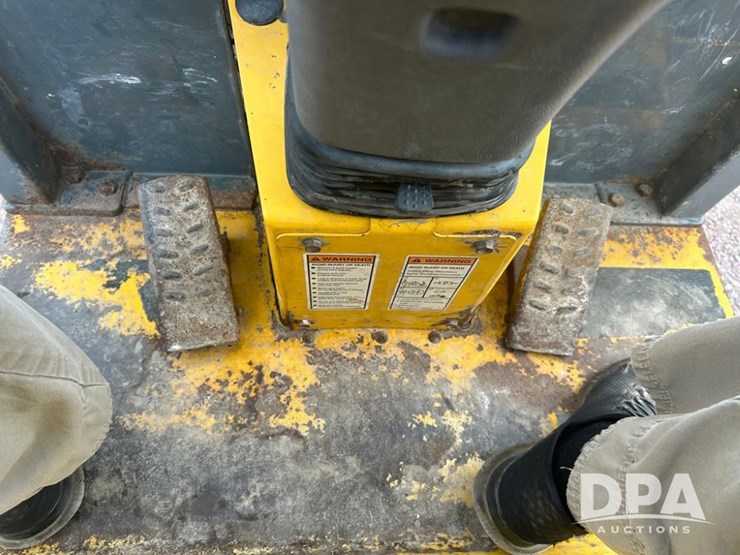 2013-gehl-540-image-28