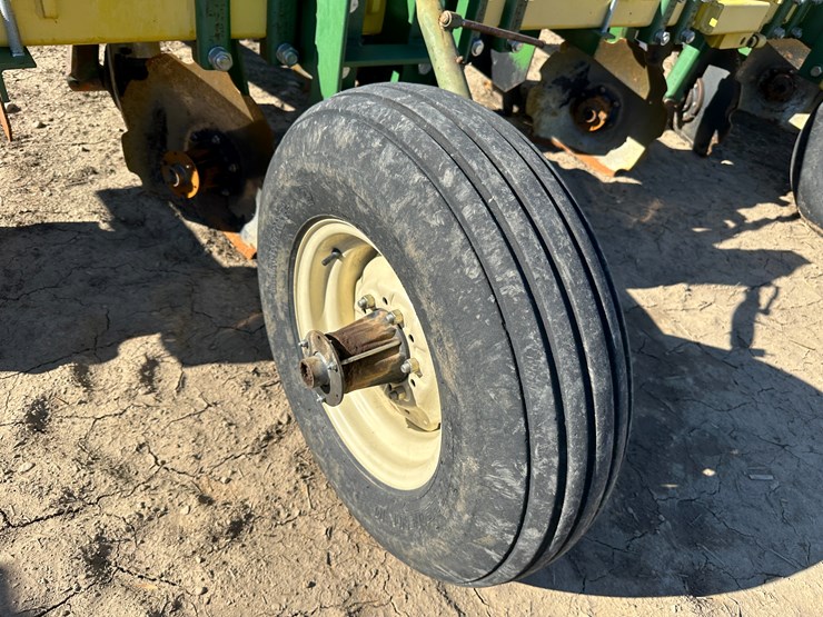 #33730-•-roll-a-cone-16-row-30"-hipper-image-13