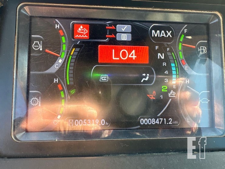 2018-komatsu-wa320-8-image-38