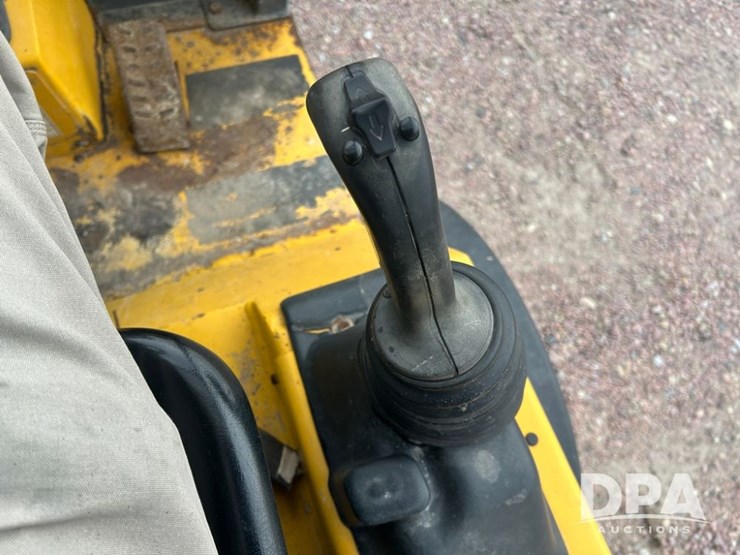 2013-gehl-540-image-27