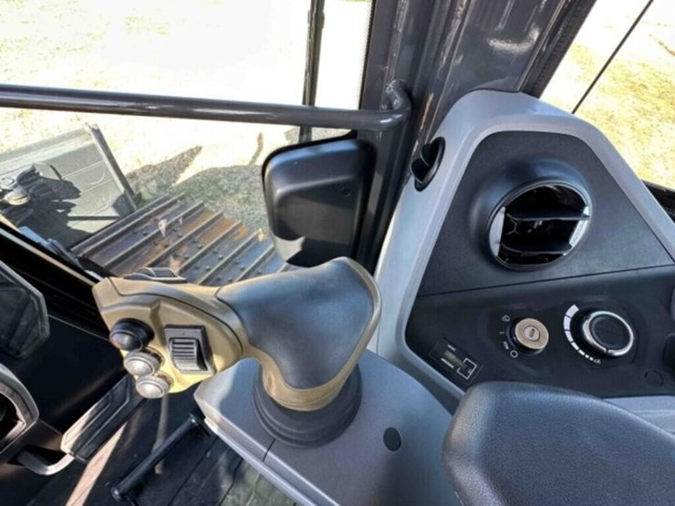 2024-doosan-dd100-image-26