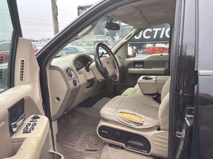 2008-ford-l-image-13