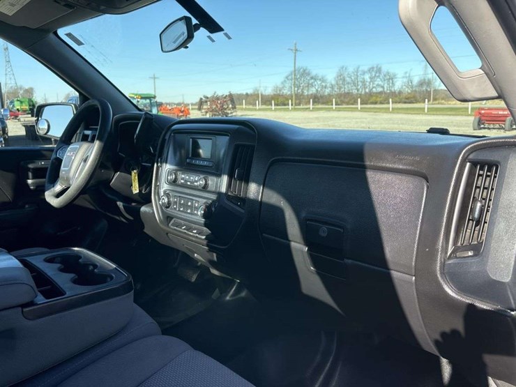 2016-gmc-sierra-1500-image-19