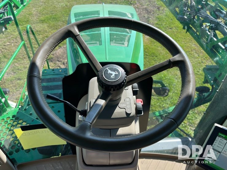 2021-john-deere-r4044-image-71