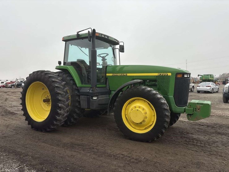 john-deere-8300-image-6