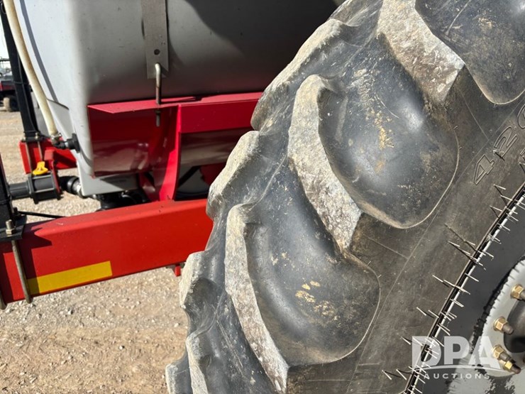 case-ih-2800-image-41