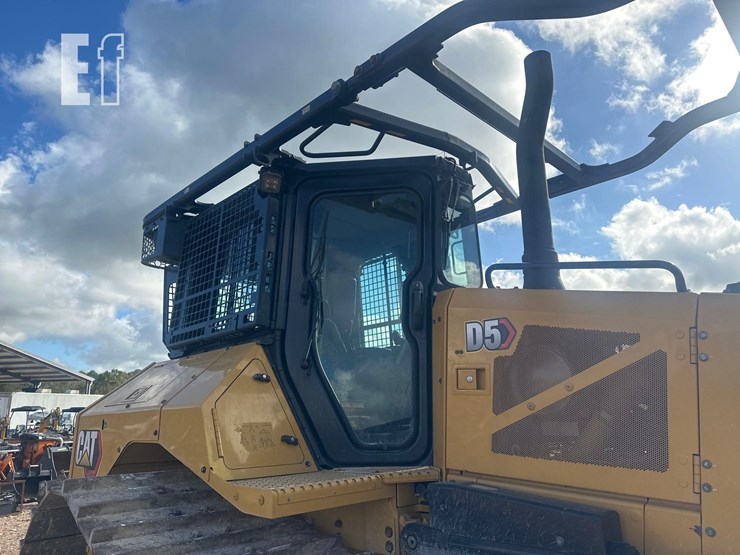 2021-caterpillar-d5-image-35