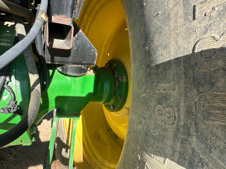 2011-john-deere-5095m-image-11