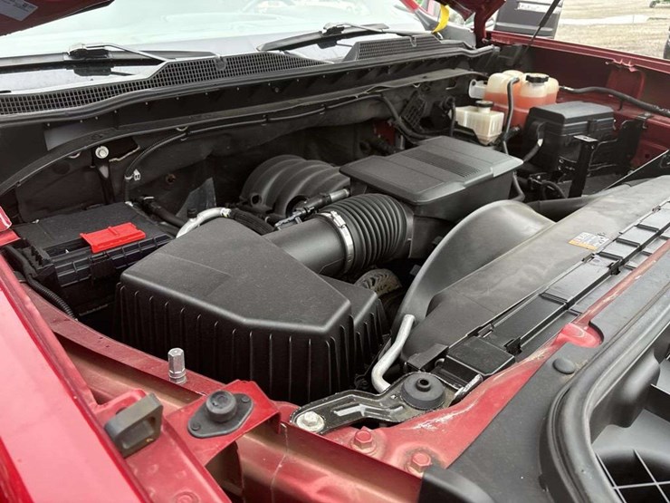 2022-chevrolet-silverado-2500-image-26