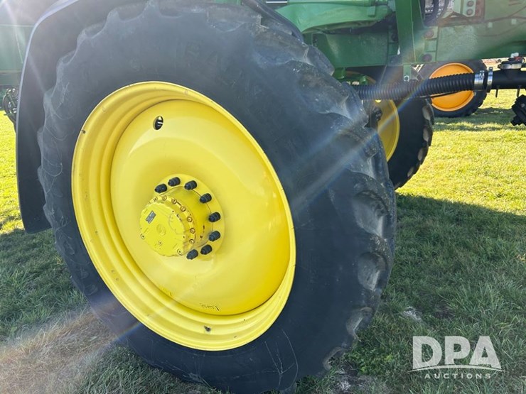 2022-john-deere-410r-image-29