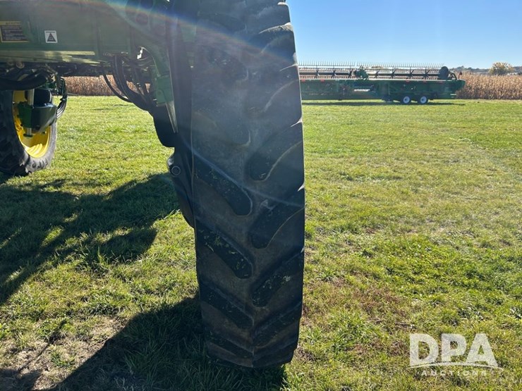 2022-john-deere-410r-image-17