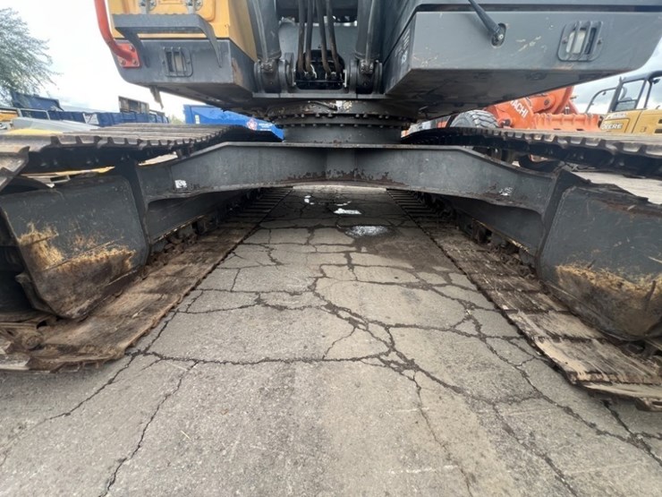 2017-volvo-ec220el-image-25